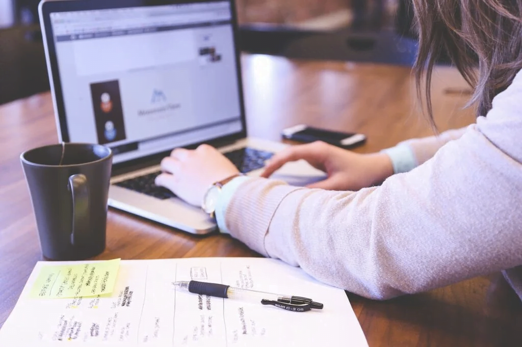 Top 27 All Expense Paid Internships Abroad for 2023/2024 — Mediangr Top 27 All Expense Paid Internships Abroad For 2023/2024