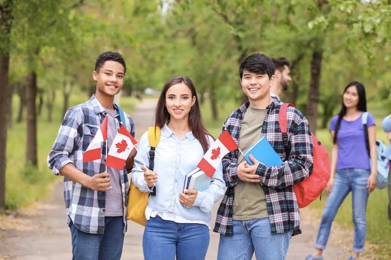 Top 5 Postgraduate Courses in Canada: Course Duration, Fees — Mediangr Top 5 Postgraduate Courses In Canada: Course Duration, Fees